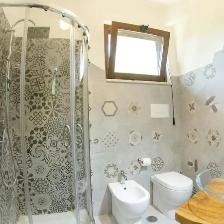 Dimora Degli Ulivi Bed and Breakfast Caprioli