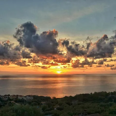 Dimora Degli Ulivi Bed and Breakfast
