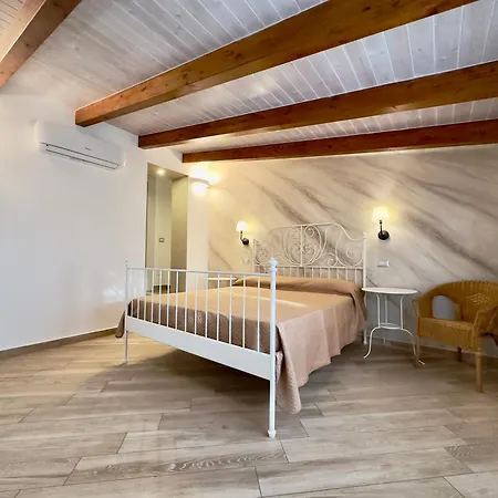 Dimora Degli Ulivi 4* Caprioli