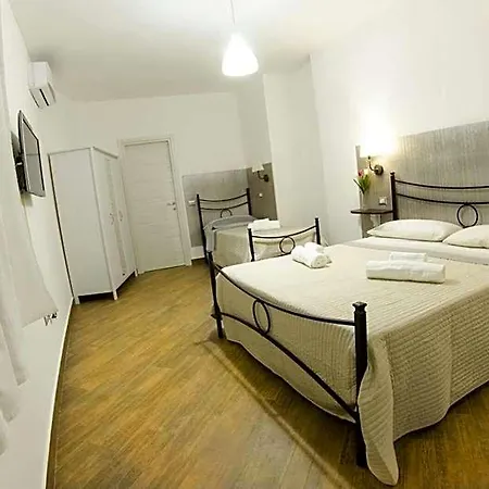 Dimora Degli Ulivi 4* 卡普里奥里