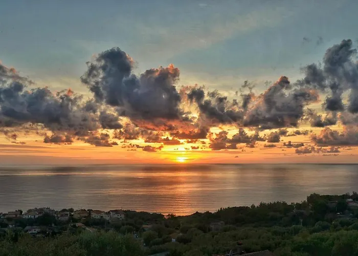 Dimora Degli Ulivi Bed & Breakfast